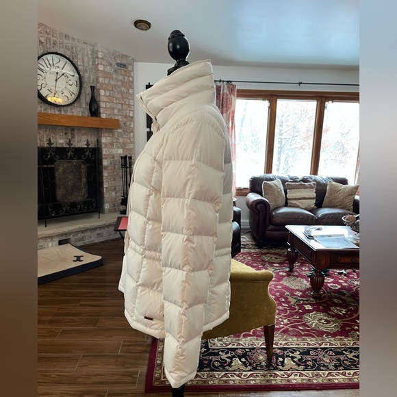 Ralph Lauren Cream Puffer Jacket - Picture 4 of 6